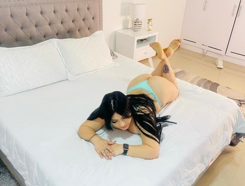 alejandra912m onlyfans leaked picture 1