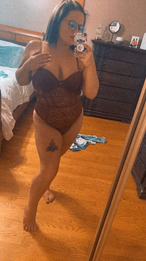 aspenlenee onlyfans leaked picture 1