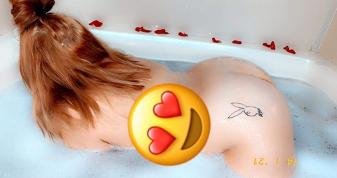 bigtittylovee onlyfans leaked picture 1