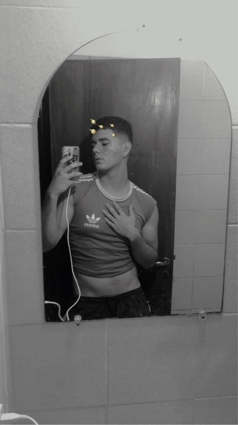 cam_vilarino onlyfans leaked picture 1