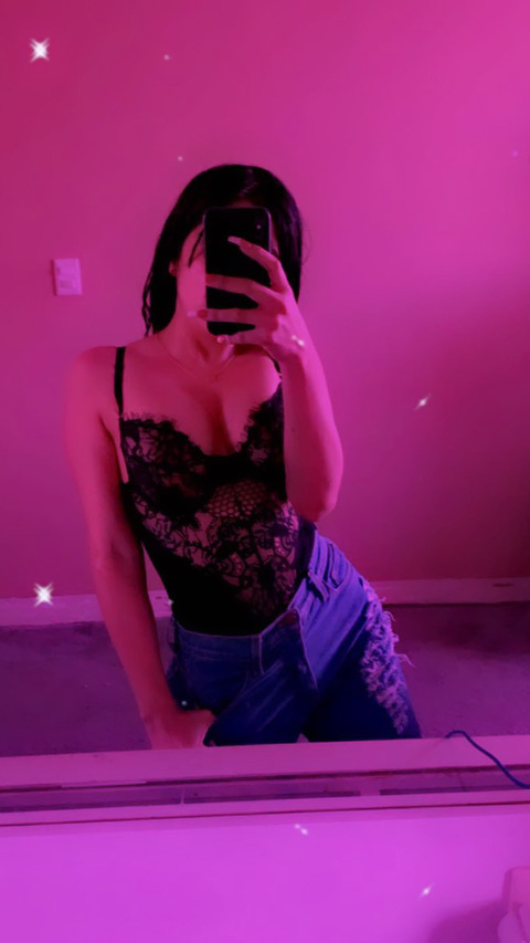 carlalice onlyfans leaked picture 2