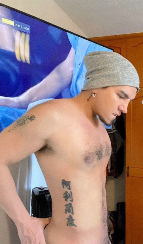 eandrojavi6 onlyfans leaked picture 1