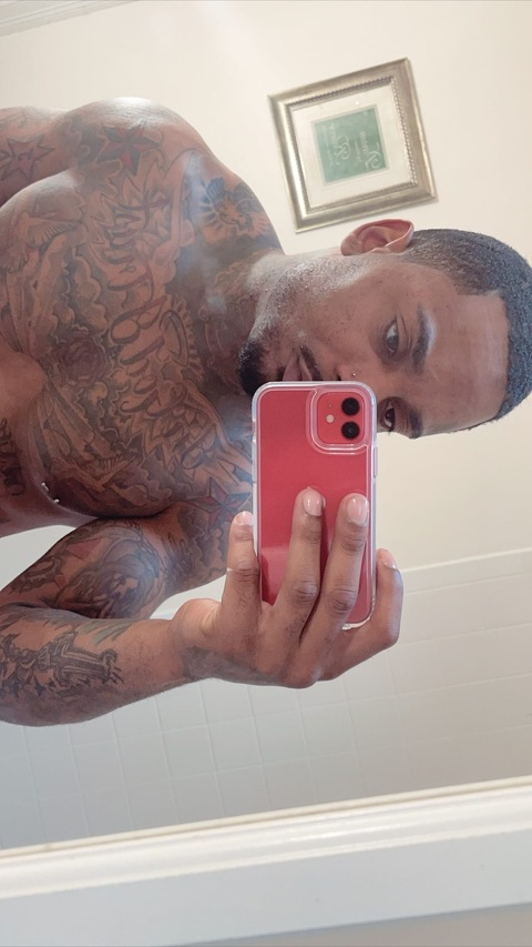 flyguytattedd onlyfans leaked picture 1