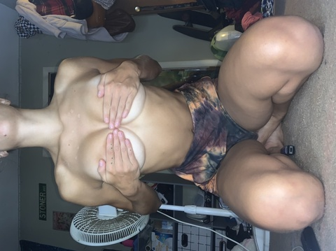 hippiej1332 onlyfans leaked picture 1