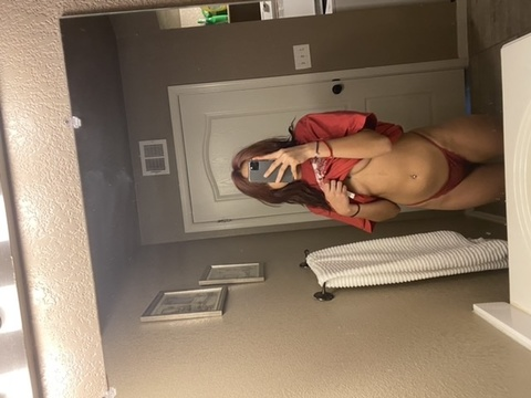 luvneli onlyfans leaked picture 1