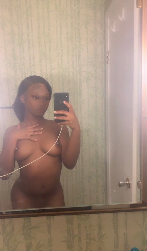mochacreame onlyfans leaked picture 2