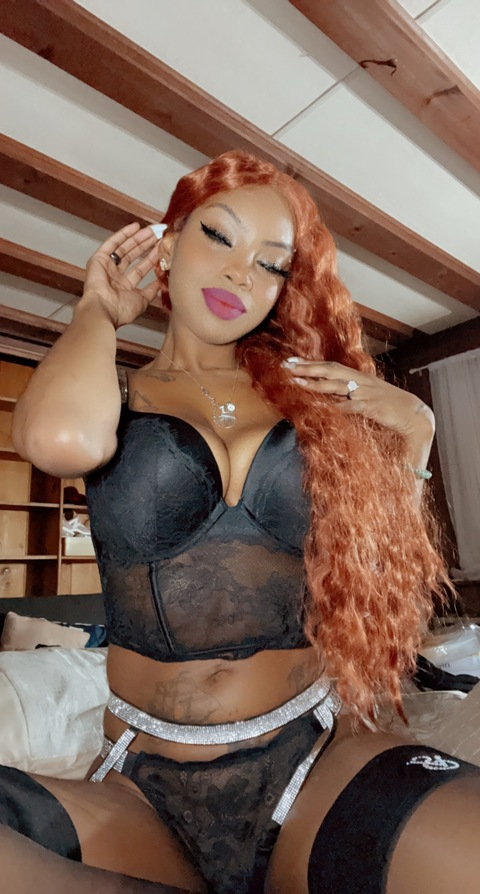 oshunqueen2 onlyfans leaked picture 1