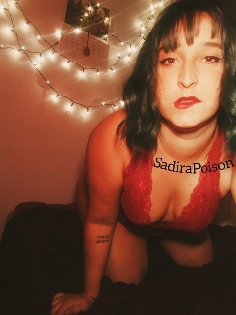 sadirapoison7 onlyfans leaked picture 1