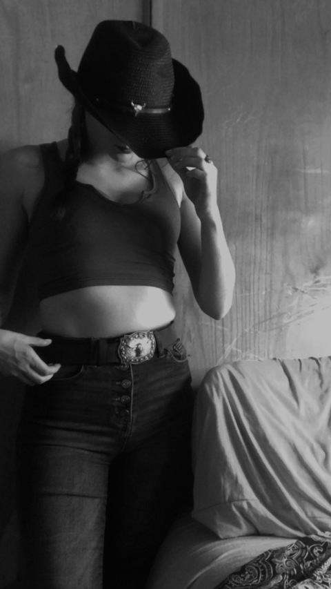 sweeterthanteamaddie23 onlyfans leaked picture 1
