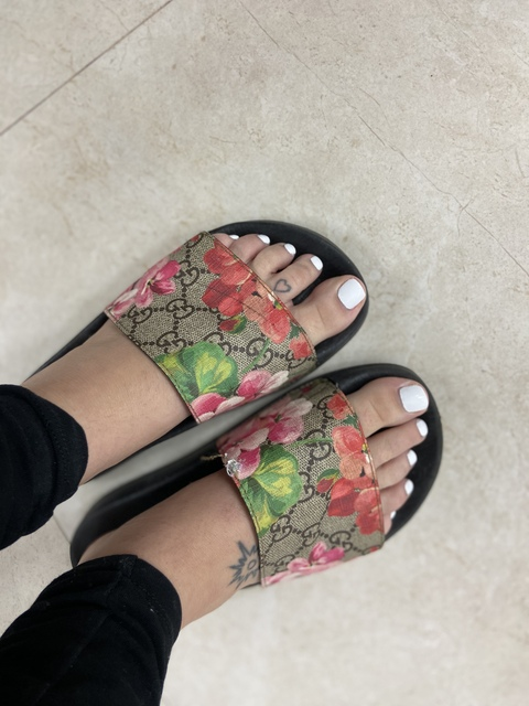 View theplugsbabymama (Gina Marie 🤓) OnlyFans 70 Photos and 147 Videos