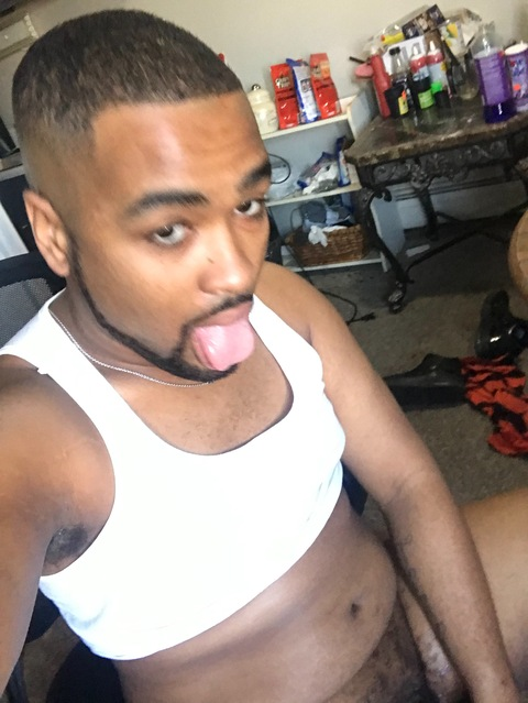 yofavoriteprettyboy onlyfans leaked picture 1